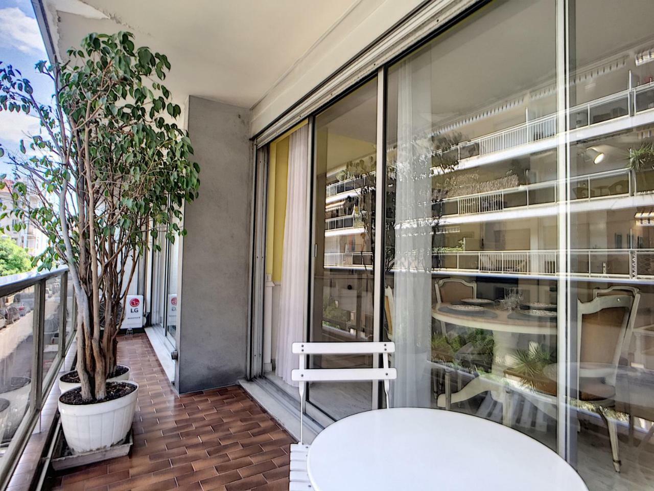 Nestor&Jeeves - Debussy Terrasse - Central - By Shopping Area 尼斯 外观 照片